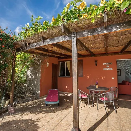 In Malpais De With Swimming Pool Holiday home